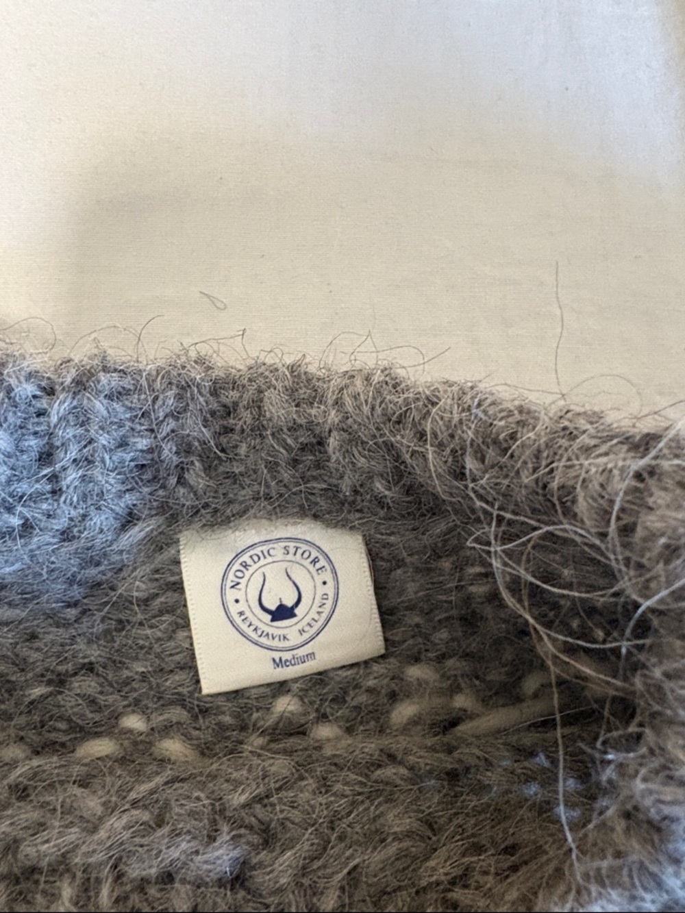 Nordic Store Traditional Icelandic Wool Sweater Medium - Picture 4 of 8